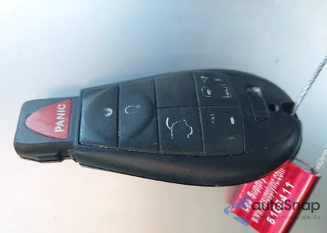 2012 Volkswagen Routan Se z USA, uszkodzony, nr VIN 2C4RVABG1CR390870